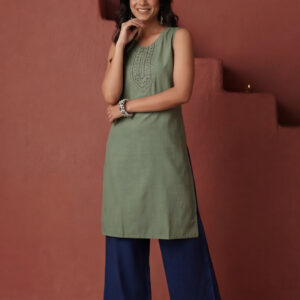 Green Embroidered Sleeveless Kurta