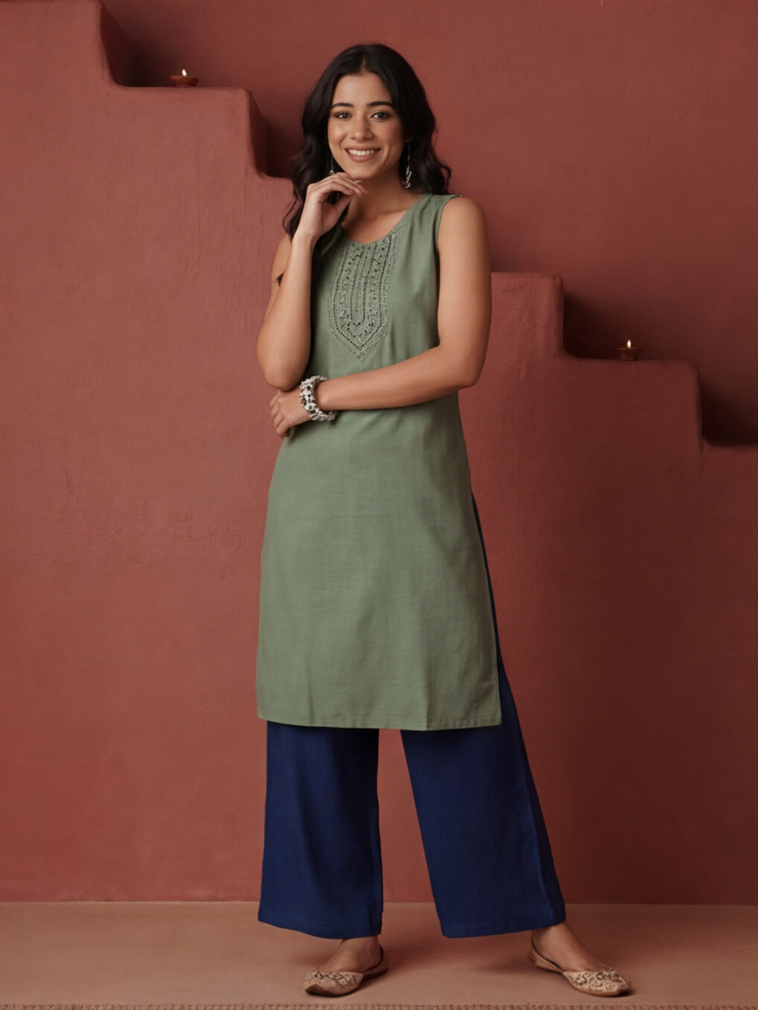 Green Embroidered Sleeveless Kurta