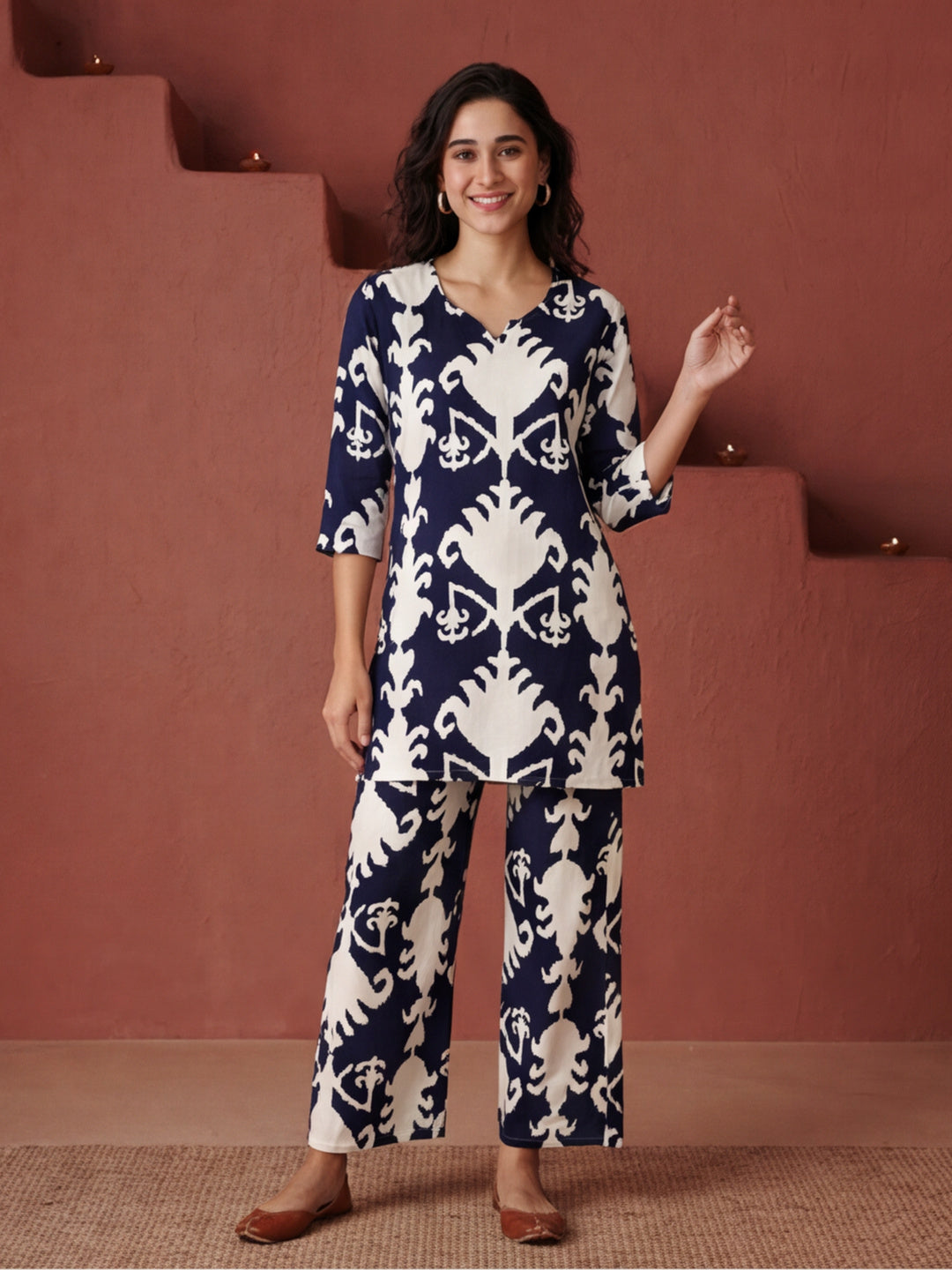 Floral Printed Straight Kurta & Trousers Sets