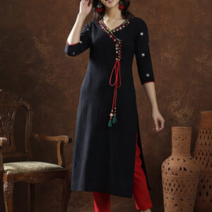 Floral Embroidered Straight Kurta
