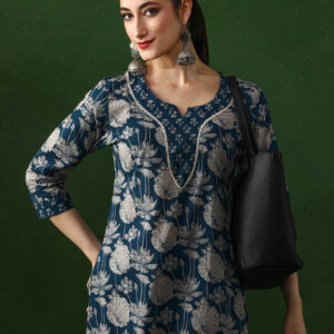 Floral Embroidered Straight Pure Cotton Kurta