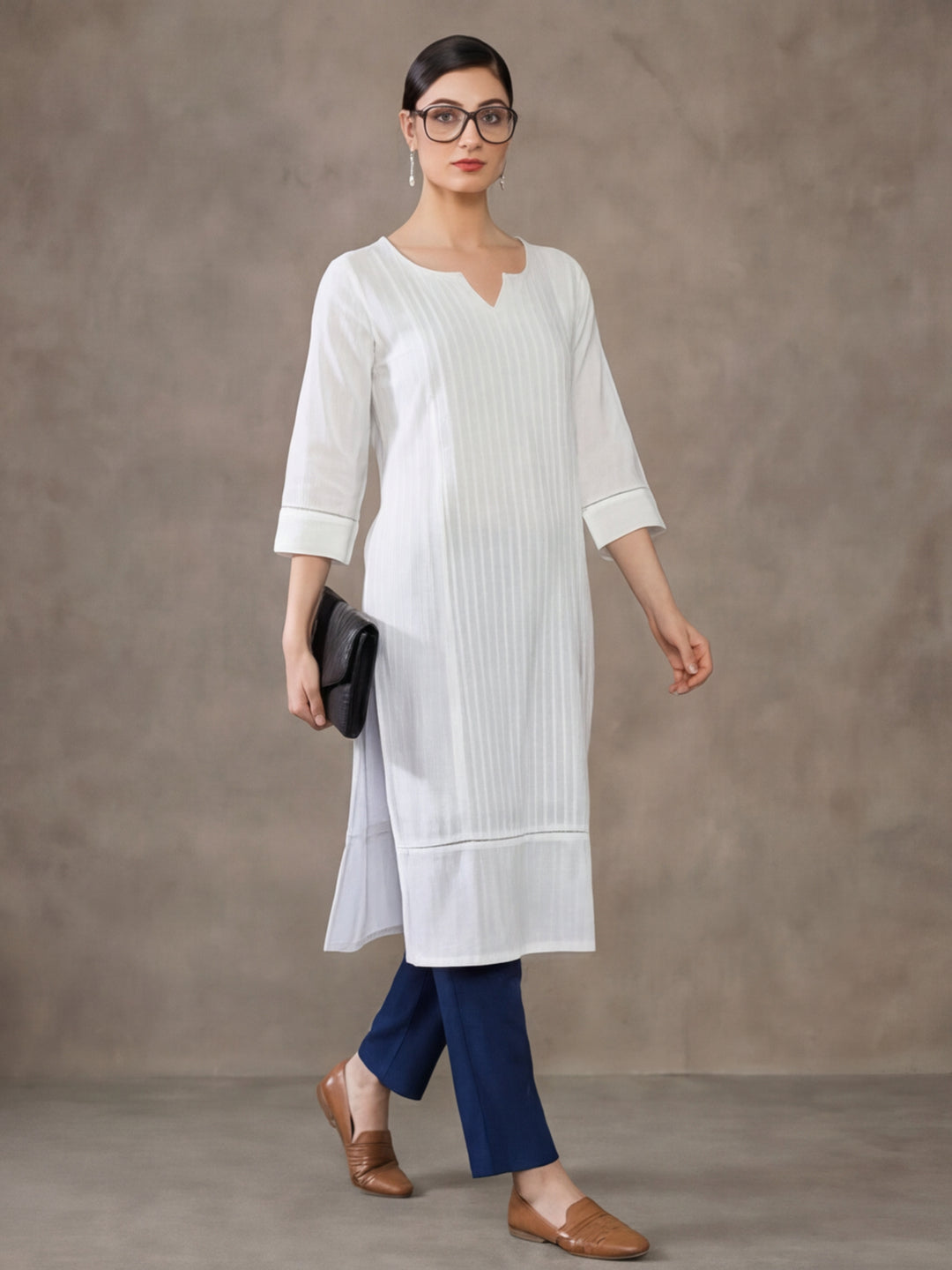 Women White Cotton Pin Tucks Straight Kurta