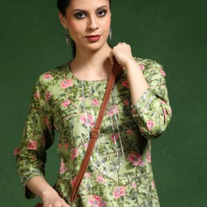 Floral Embroidered Straight Kurta